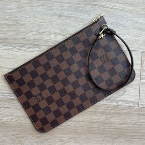 Louis Vuitton Damier Ebene Neverfull Pochette with wrist strap